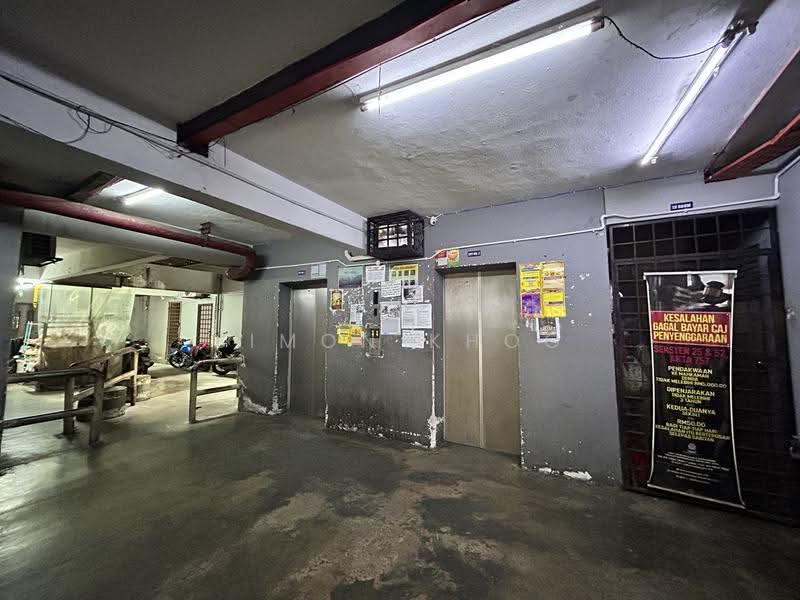 Flat for Sale at Taman Petaling Utama Flat - Simon Khoo - Lobby - PropertyGuru.com.my