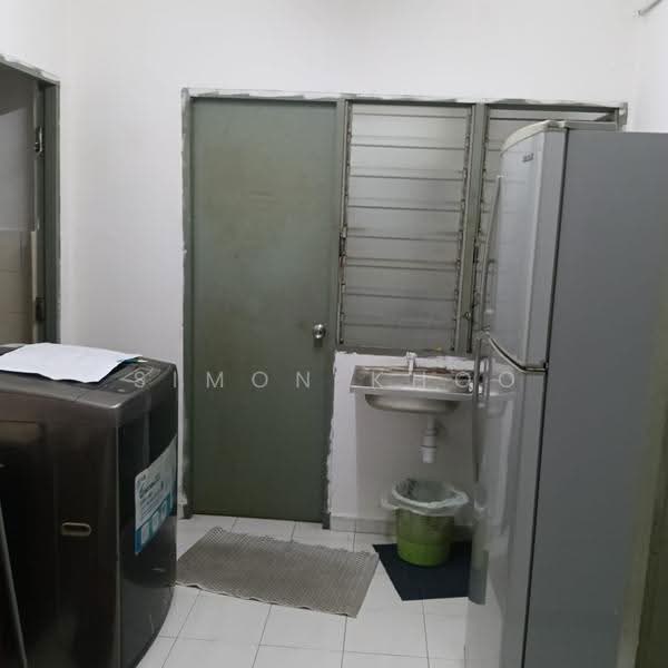 Flat for Sale at Taman Petaling Utama Flat - Simon Khoo - Interior - PropertyGuru.com.my