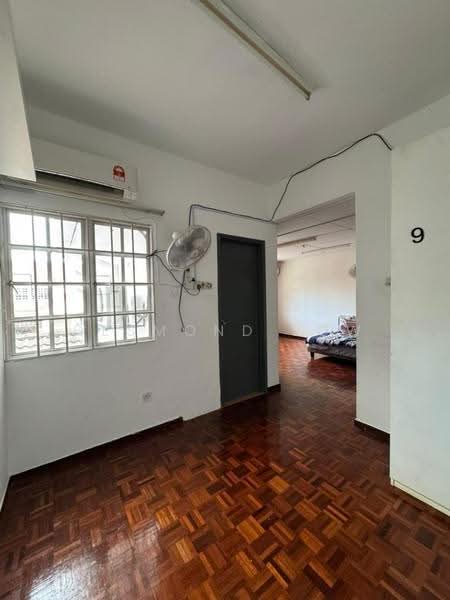 2.5-storey Terraced House for Rent in Sri Petaling (Kuala Lumpur) - Desmond Low - Interior - PropertyGuru.com.my