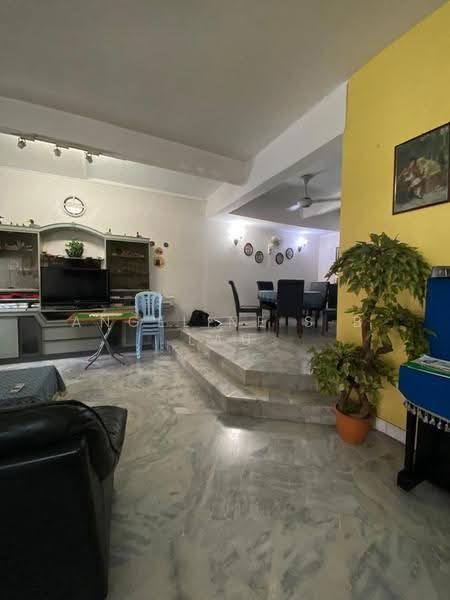 Rumah Teres 2-Tingkat untuk Dijual di Taman Connaught (Cheras) - Angeline S B Lau - Living Room - PropertyGuru.com.my