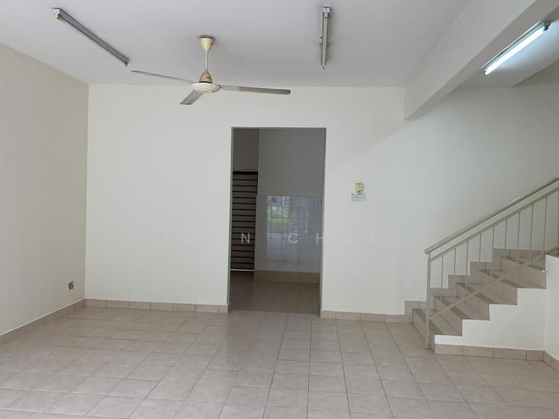 2.5-storey Terraced House for Rent in Bandar Putra Permai (Seri Kembangan) - Xann Chua - Interior - PropertyGuru.com.my