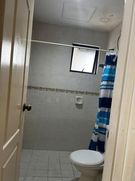 Kondominium untuk Disewa di Pelangi Utama - CS OW - Bathroom - PropertyGuru.com.my
