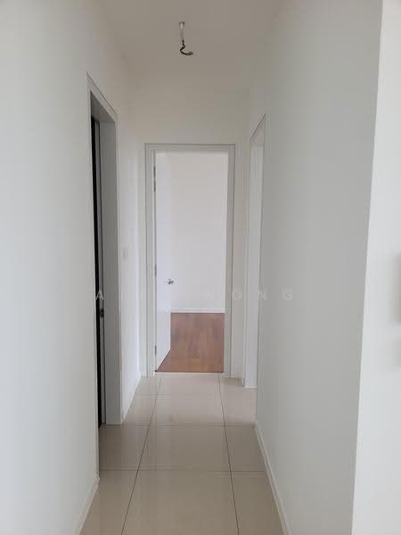Kondominium untuk Disewa di The Maple Residences - Aiki Wong - Corridor - PropertyGuru.com.my