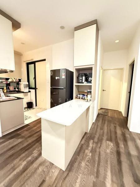Kondominium untuk Dijual di Royal Oak Kuching - Jasmine Tiaw - Kitchen - PropertyGuru.com.my