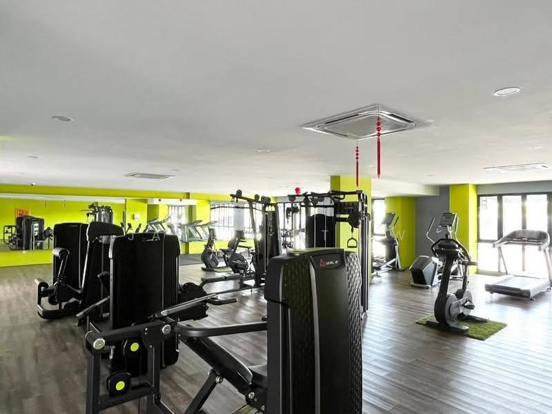 Kondominium untuk Dijual di Royal Oak Kuching - Jasmine Tiaw - Gym - PropertyGuru.com.my