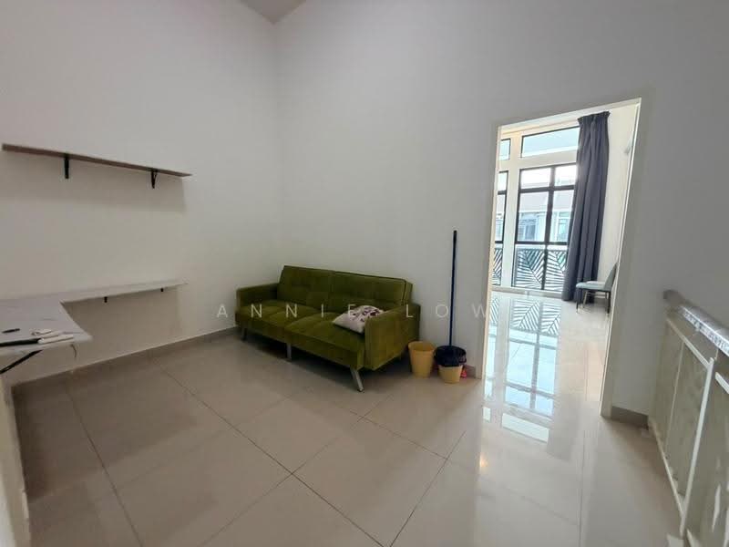 Rumah Teres 2-Tingkat untuk Dijual di Johor Bahru (Johor) - Annie Low - Living Room - PropertyGuru.com.my