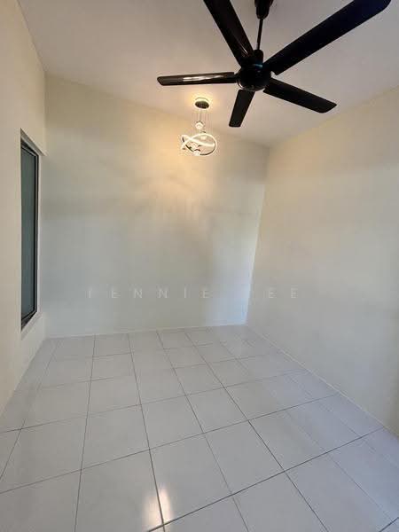 Semi-Detached House for Rent in Teluk Intan (Perak) - Fennie Tee - Bedroom - PropertyGuru.com.my