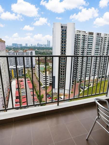 Pangsapuri untuk Dijual di Bayu Marina - Annie Low - Balcony - PropertyGuru.com.my