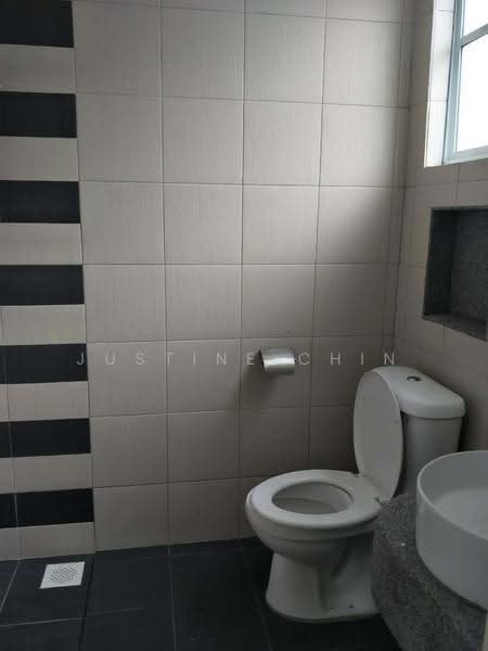 Rumah Bandar untuk Disewa di Kampar (Perak) - Justine Chin - Bathroom - PropertyGuru.com.my