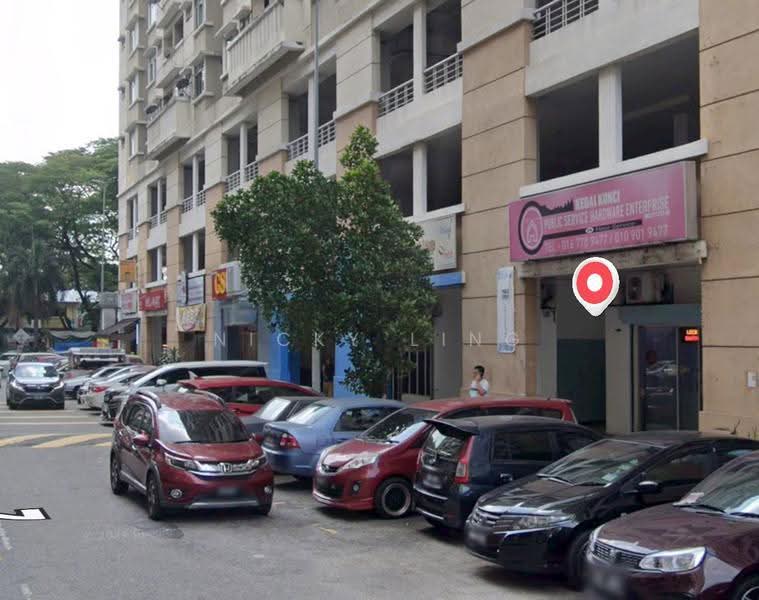 Shop for Rent in Taman Usahawan (Kepong) - Nicky Ling - Exterior - PropertyGuru.com.my