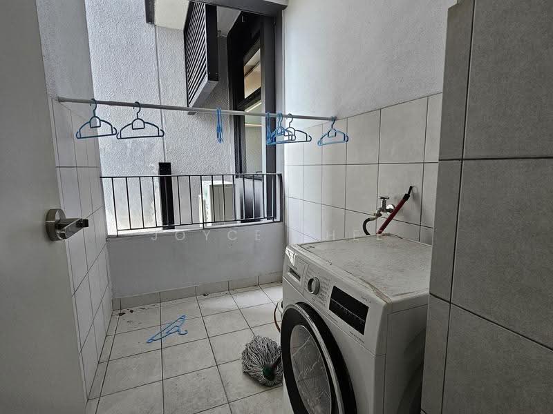Kediaman Servis untuk Disewa di Ativo Suites @ Damansara Avenue - Joyce Chee - Balcony - PropertyGuru.com.my