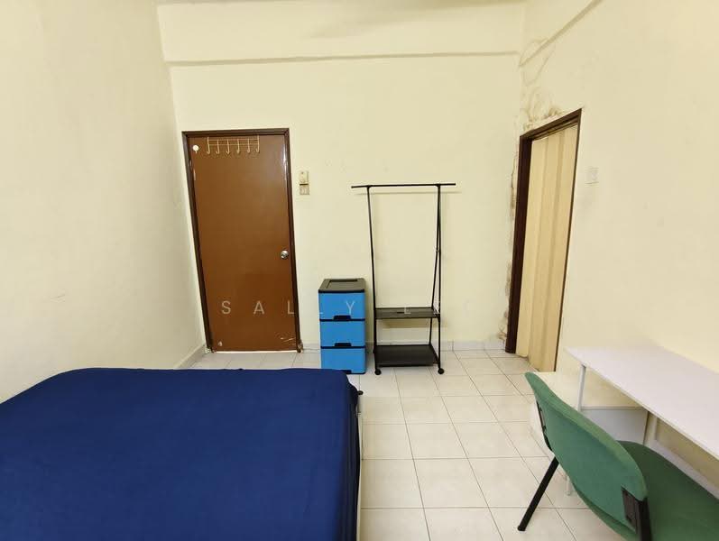 Pangsapuri untuk Disewa di Taman Serdang Perdana - Sally Lee - Bedroom - PropertyGuru.com.my