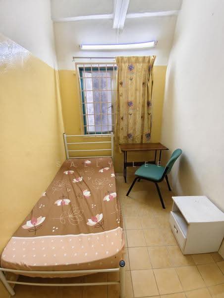 Pangsapuri untuk Disewa di Taman Serdang Perdana - Sally Lee - Bedroom - PropertyGuru.com.my