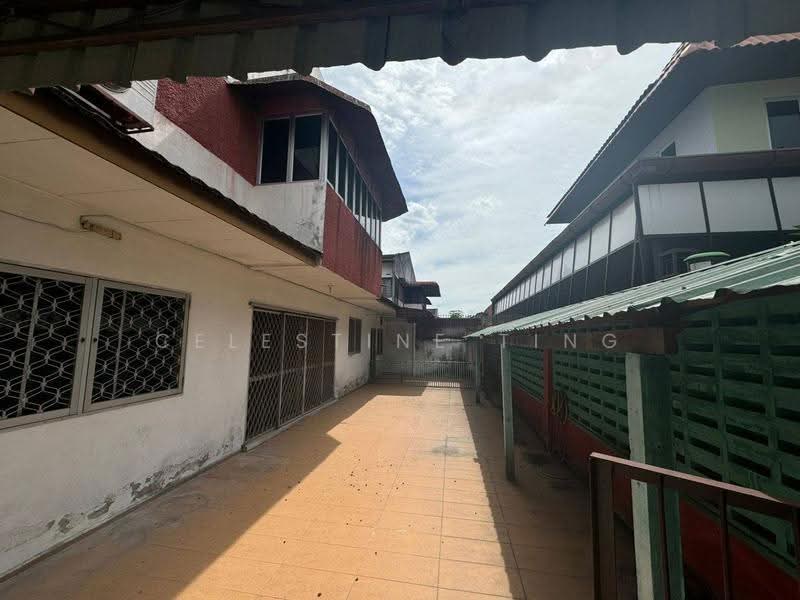 2-storey Terraced House for Sale in Taman Bangi (Kajang) - Celestine Ting - Exterior - PropertyGuru.com.my