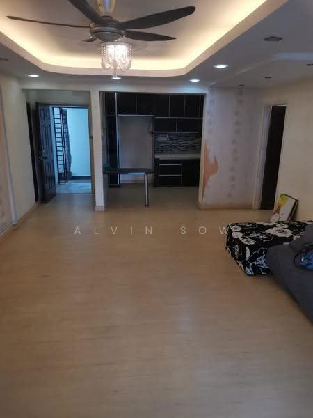 Kondominium untuk Dijual di Sri Lata @ Desa Petaling - Alvin Sow - Living Room - PropertyGuru.com.my