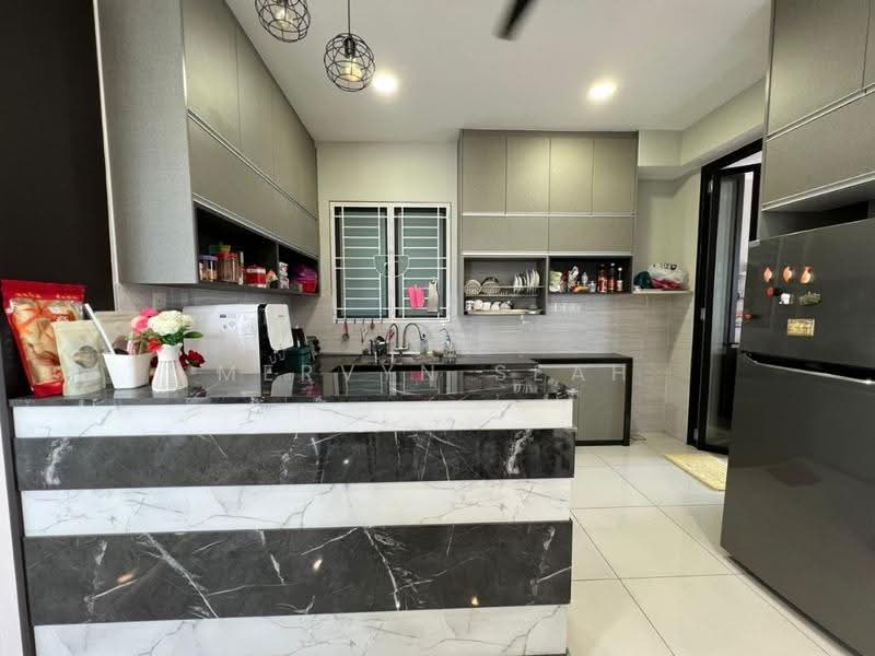 Condominium for Sale at Skyview Residence - Mervyn Seah - Kitchen - PropertyGuru.com.my