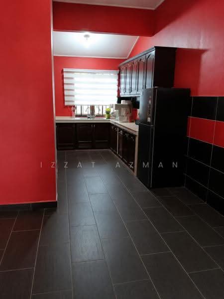 1-storey Terraced House for Sale in Kuantan (Pahang) - Izzat Azman - Kitchen - PropertyGuru.com.my