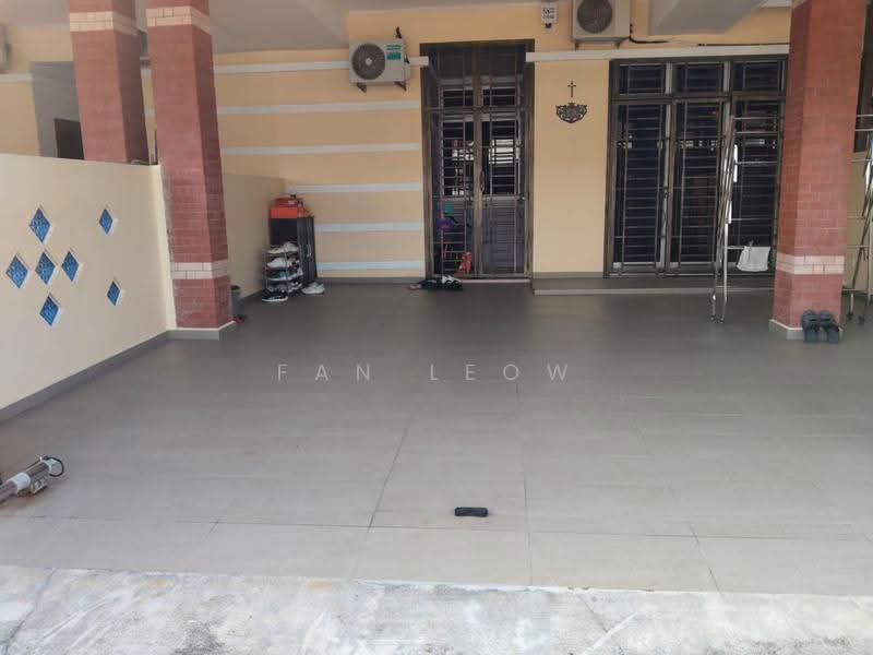 Rumah Teres 1-Tingkat untuk Dijual di Taman Mutiara Rini (Skudai) - Fan Leow - Exterior - PropertyGuru.com.my