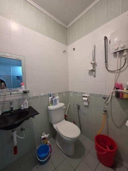 Rumah Teres 1-Tingkat untuk Dijual di Taman Mutiara Rini (Skudai) - Fan Leow - Bathroom - PropertyGuru.com.my