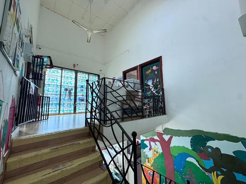 2-storey Terraced House for Sale in Taman Dato Onn (Johor Bahru) - Daniel Yong - Corridor - PropertyGuru.com.my