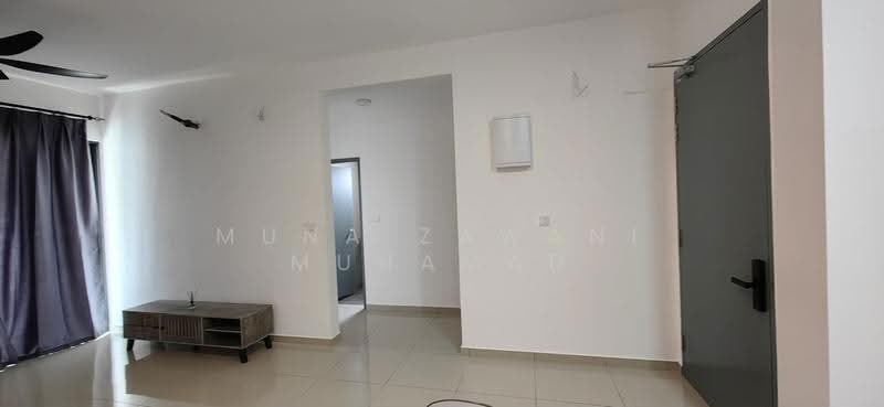 Kediaman Servis untuk Disewa di Parkland Residence - Muna Zawani Muhamad - Living Room - PropertyGuru.com.my