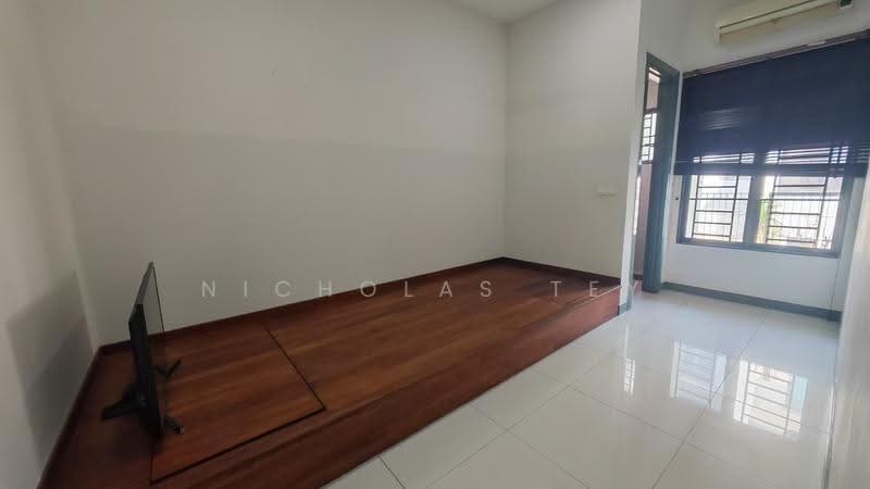 2-storey Terraced House for Sale in East Ledang (Iskandar Puteri (Nusajaya)) - Nicholas Tey - Bedroom - PropertyGuru.com.my