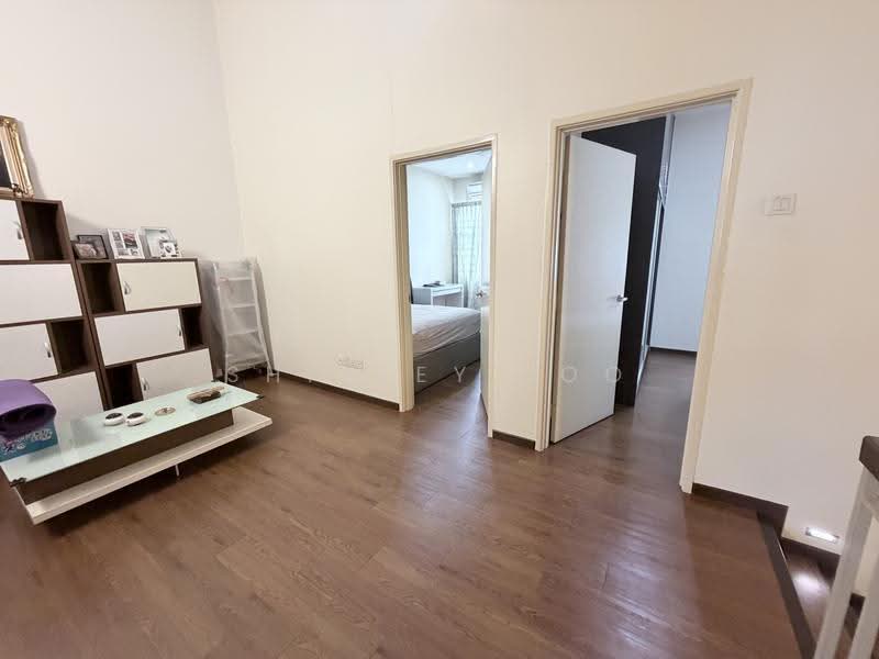Rumah Teres 2-Tingkat untuk Dijual di Kemuning Utama (Shah Alam) - Shirley Loo - Living Room - PropertyGuru.com.my