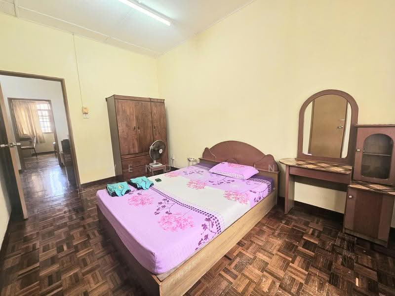 2-storey Terraced House for Sale in Bandar Bukit Puchong (Puchong) - Wendy Chin - Bedroom - PropertyGuru.com.my