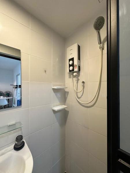 Kediaman Servis untuk Disewa di UniSuites @ Kampar - Justine Chin - Bathroom - PropertyGuru.com.my