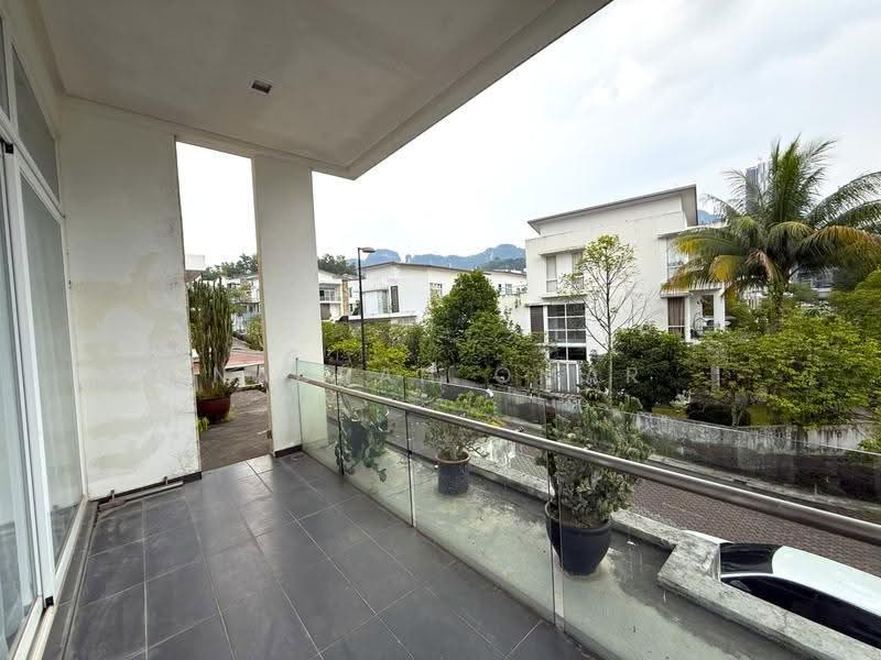 Bungalow House untuk Dijual di Ampang Jaya (Ampang) - Nadrah Omar - Balcony - PropertyGuru.com.my