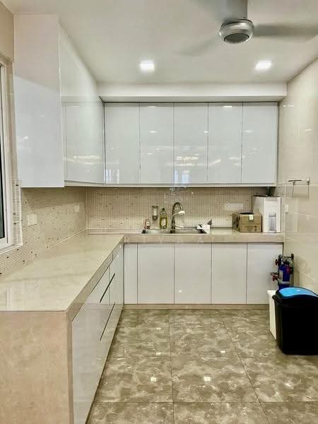 Condominium for Sale at Subang Parkhomes - Thanap Priyaa - Kitchen - PropertyGuru.com.my