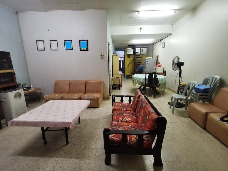 Rumah Teres 1.5-Tingkat untuk Dijual di Taman Kajang Jaya (Kajang) - Celestine Ting - Living Room - PropertyGuru.com.my