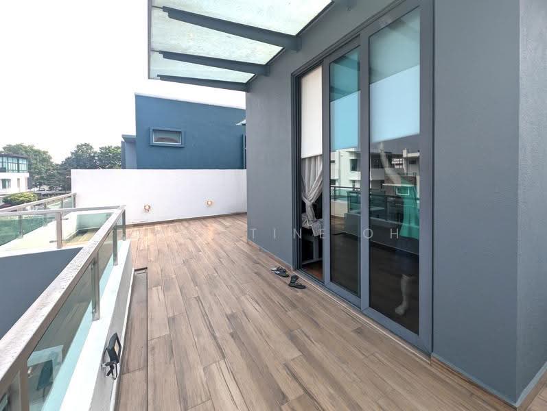Zero-Lot Bungalow for Sale in Seksyen U1 (Glenmarie) - Christine Oh - Balcony - PropertyGuru.com.my