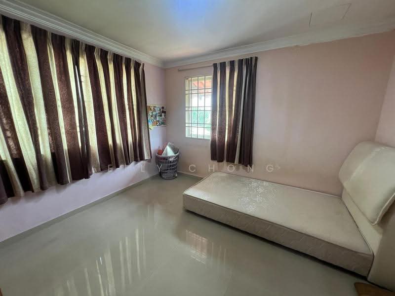 Semi-Detached House for Sale in Taman Overseas Union (Taman Oug) (Jalan Klang Lama (Old Klang Road)) - Elly Chong - Bedroom - PropertyGuru.com.my