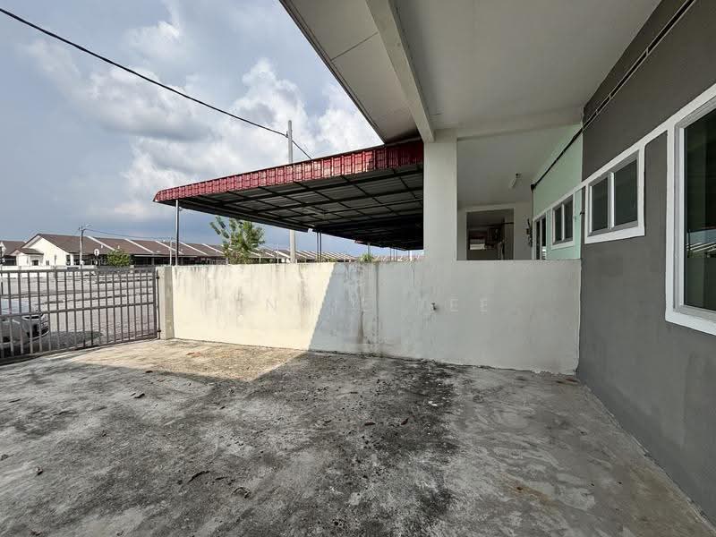 Rumah Teres 1-Tingkat untuk Dijual di Teluk Intan (Perak) - Fennie Tee - Exterior - PropertyGuru.com.my