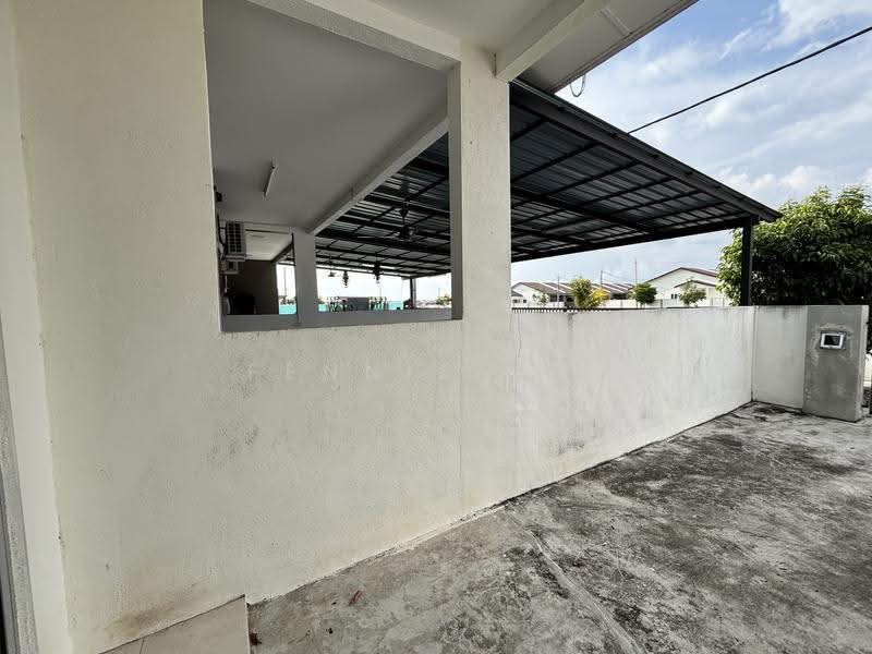 Rumah Teres 1-Tingkat untuk Dijual di Teluk Intan (Perak) - Fennie Tee - Exterior - PropertyGuru.com.my