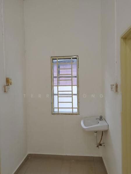 Semi-Detached House for Sale in Seksyen 8 (Petaling Jaya) - Terry Leong - PropertyGuru.com.my