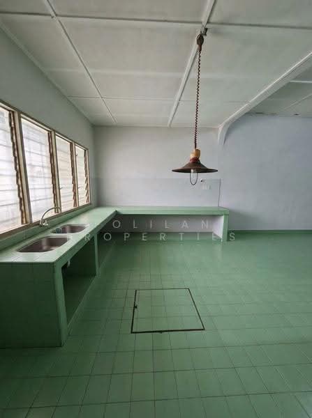 1-storey Terraced House for Sale in Taman Bukit Kuchai (Bandar Kinrara) - Polilan Properties - Kitchen - PropertyGuru.com.my