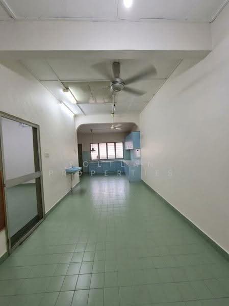 1-storey Terraced House for Sale in Taman Bukit Kuchai (Bandar Kinrara) - Polilan Properties - Kitchen - PropertyGuru.com.my
