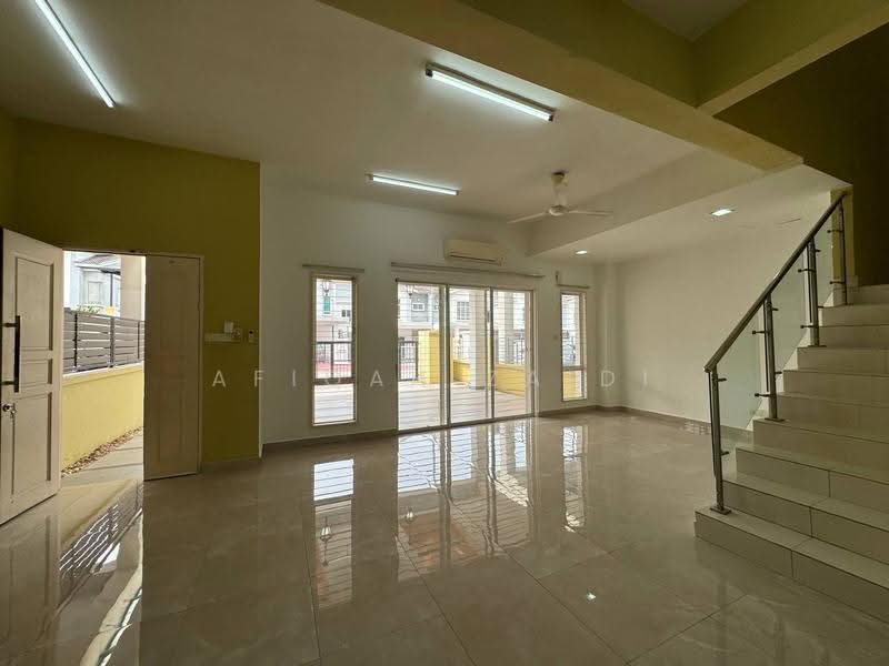 Rumah Teres 2-Tingkat untuk Dijual di D'Kayangan (Shah Alam) - Afiqah zaidi - PropertyGuru.com.my