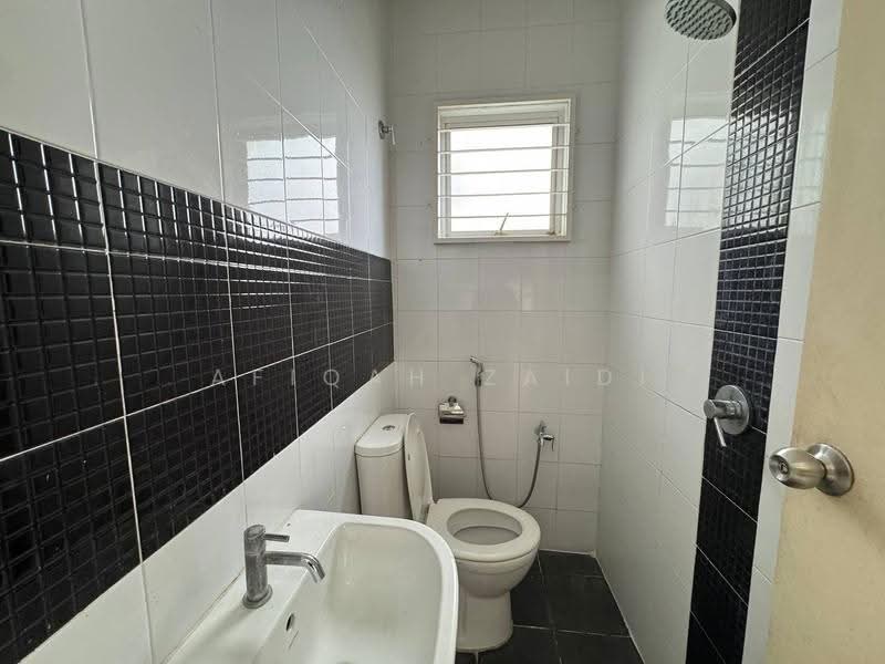 Rumah Teres 2-Tingkat untuk Dijual di D'Kayangan (Shah Alam) - Afiqah zaidi - PropertyGuru.com.my
