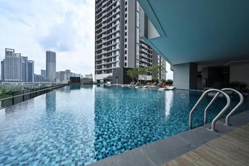 Kondominium untuk Dijual di TRIA Seputeh in 9 Seputeh, Kuala Lumpur - Tony YY - Pool - PropertyGuru.com.my