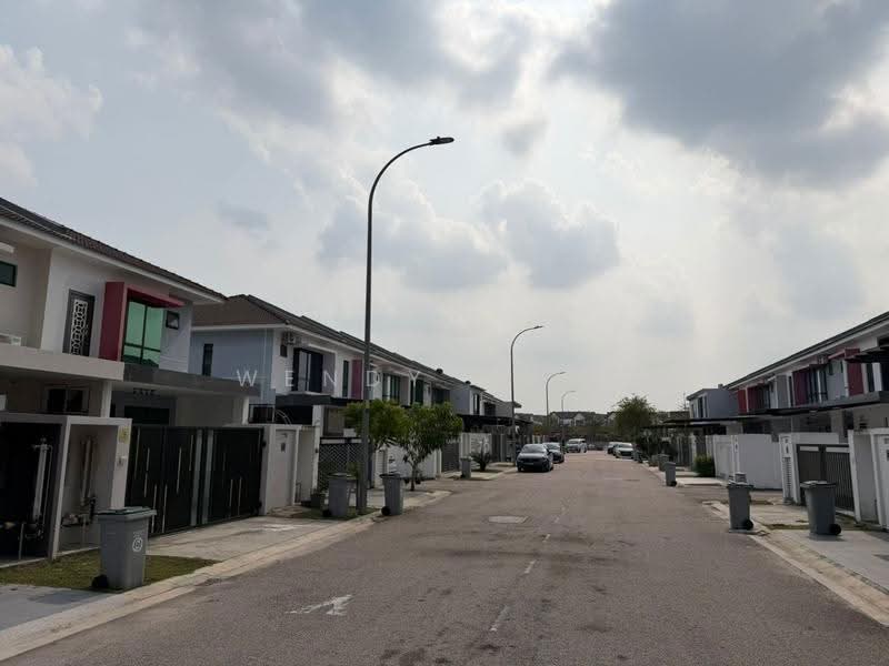 Rumah Teres 2-Tingkat untuk Dijual di Taman Austin Duta (Tebrau) - Wendy Fong - PropertyGuru.com.my