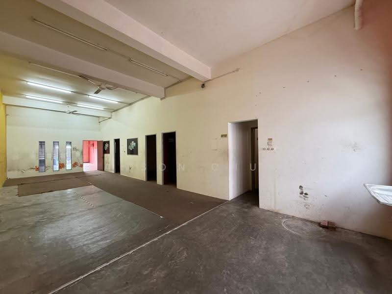 Shop / Office for Rent in Bandar Putra Kulai (Kulai) - Anson Chua - Interior - PropertyGuru.com.my