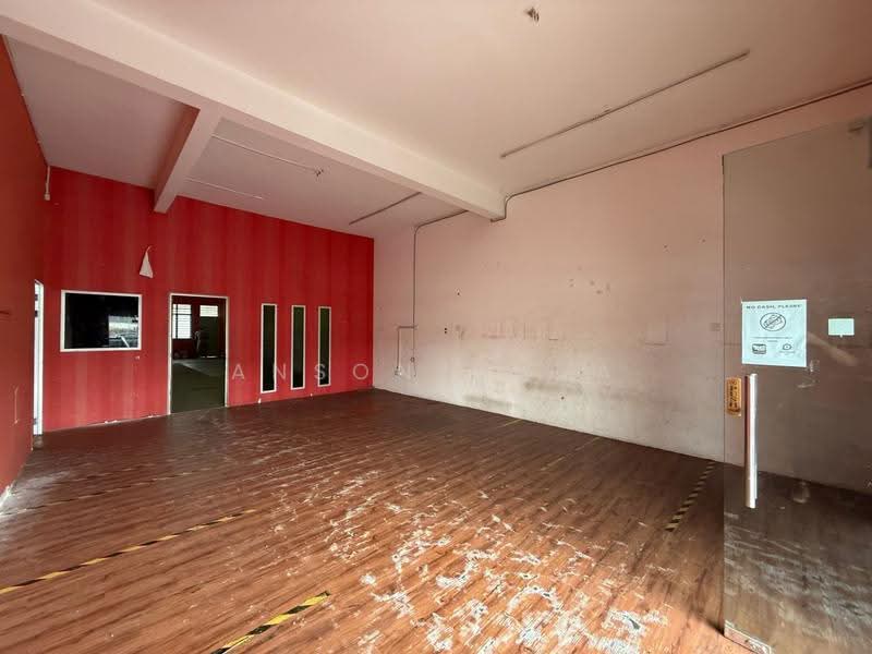 Shop / Office for Rent in Bandar Putra Kulai (Kulai) - Anson Chua - Interior - PropertyGuru.com.my