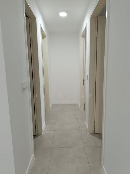 Kediaman Servis untuk Disewa di Sky Meridien - Jack Yap - Corridor - PropertyGuru.com.my