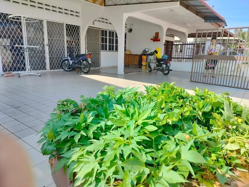 Semi-Detached House for Sale in Teluk Intan (Perak) - Fennie Tee - PropertyGuru.com.my