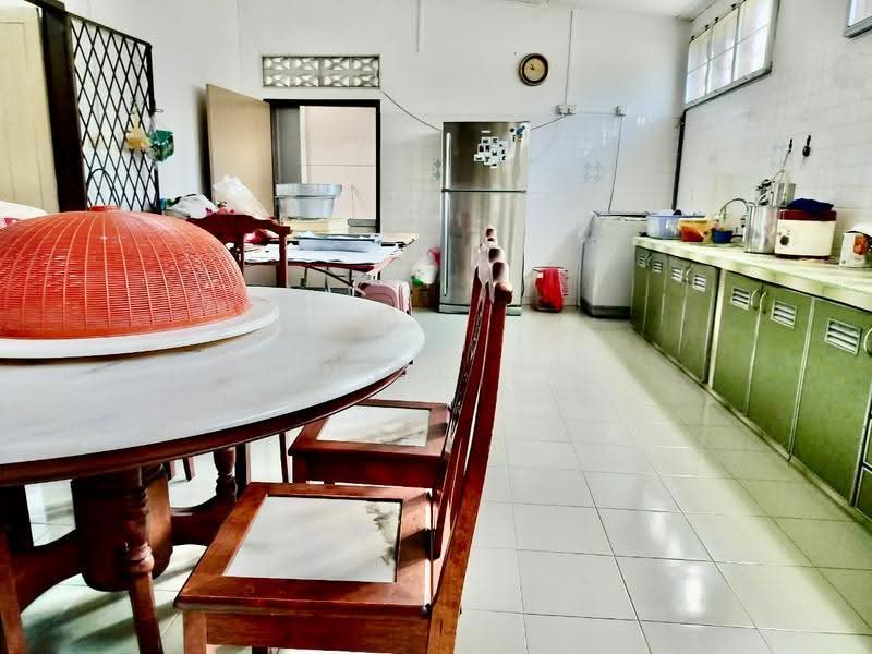 Semi-Detached House for Sale in Teluk Intan (Perak) - Fennie Tee - PropertyGuru.com.my