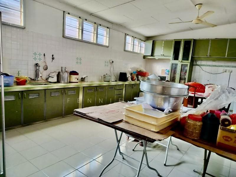 Semi-Detached House for Sale in Teluk Intan (Perak) - Fennie Tee - PropertyGuru.com.my