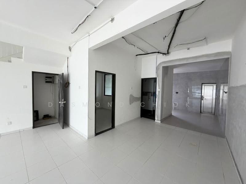 Rumah Teres 2-Tingkat untuk Dijual di Taman Austin Duta (Tebrau) - Dasmond Chiok - PropertyGuru.com.my